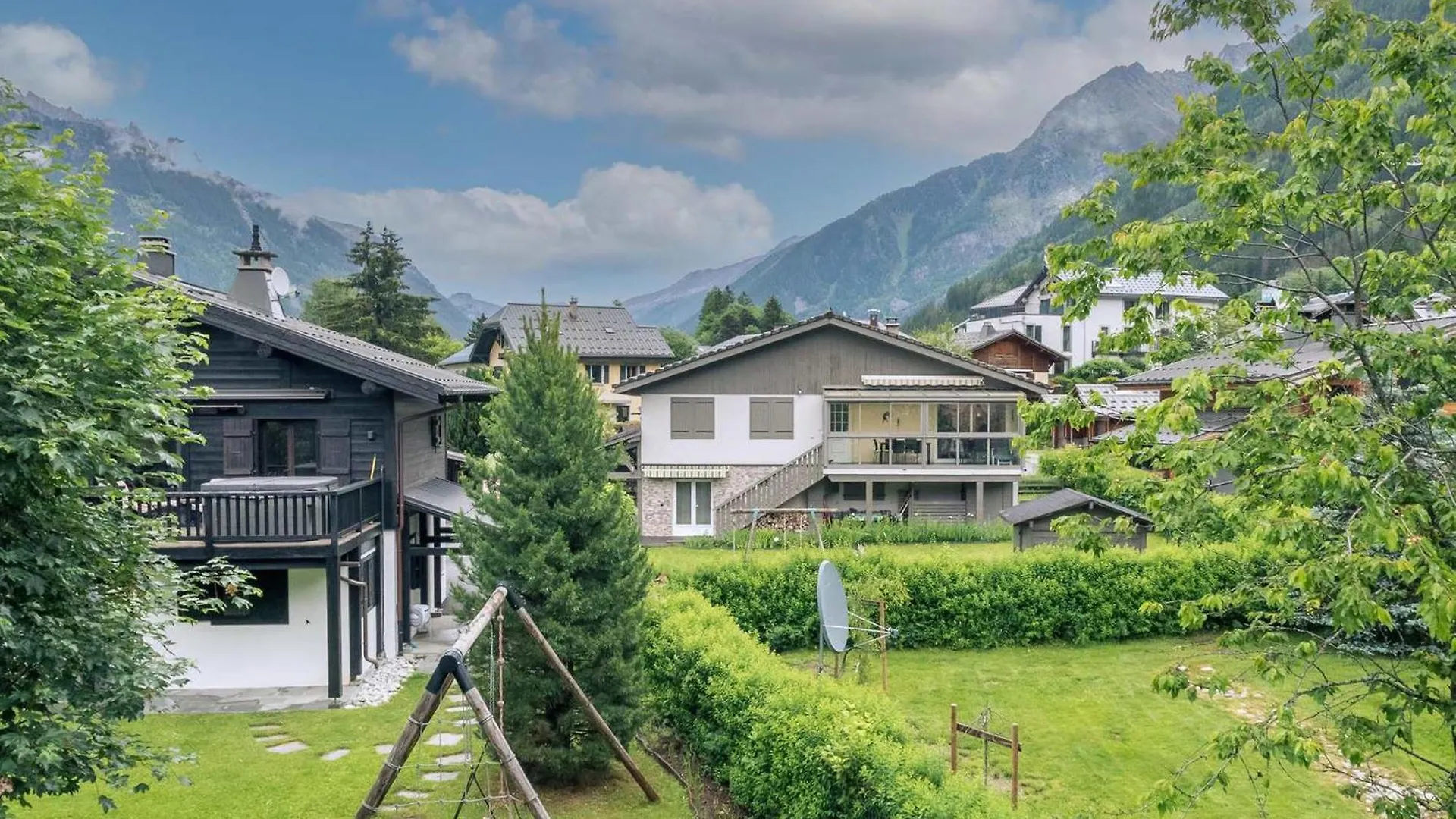 Apartment Chaleureux Appart 4 Pers Avec Terrasse Et Wifi, Chamonix Centre - Fr-1-343-222