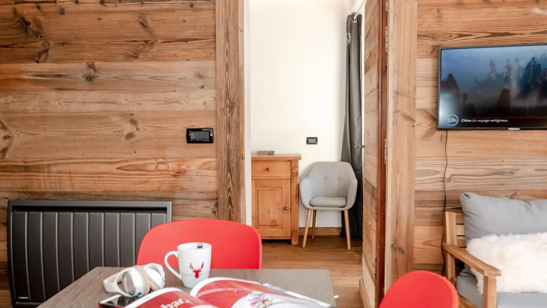 Chaleureux Appart 4 Pers Avec Terrasse Et Wifi, Chamonix Centre - Fr-1-343-222 0*,  France