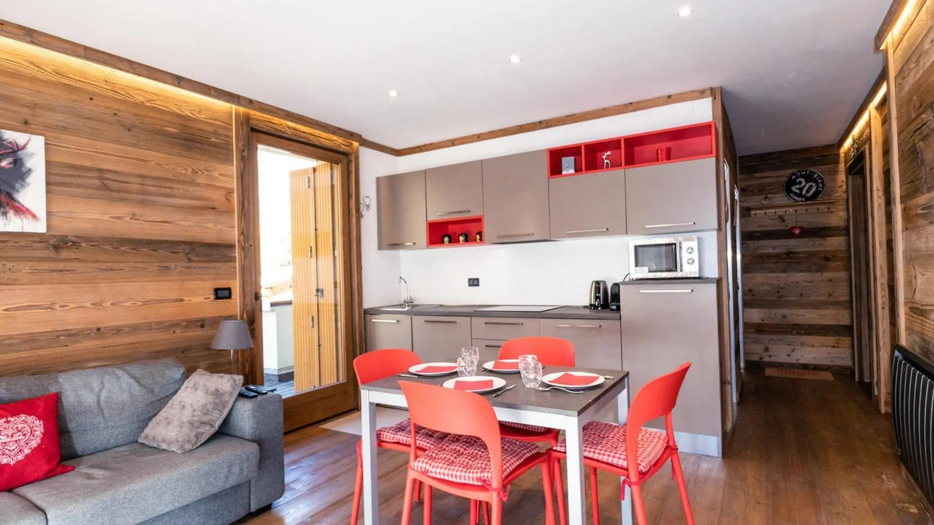 Chaleureux Appart 4 Pers Avec Terrasse Et Wifi, Chamonix Centre - Fr-1-343-222