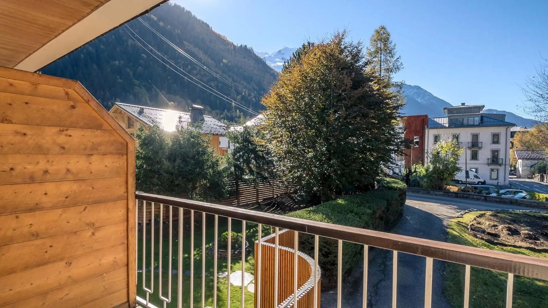Chaleureux Appart 4 Pers Avec Terrasse Et Wifi, Chamonix Centre - Fr-1-343-222 0*,