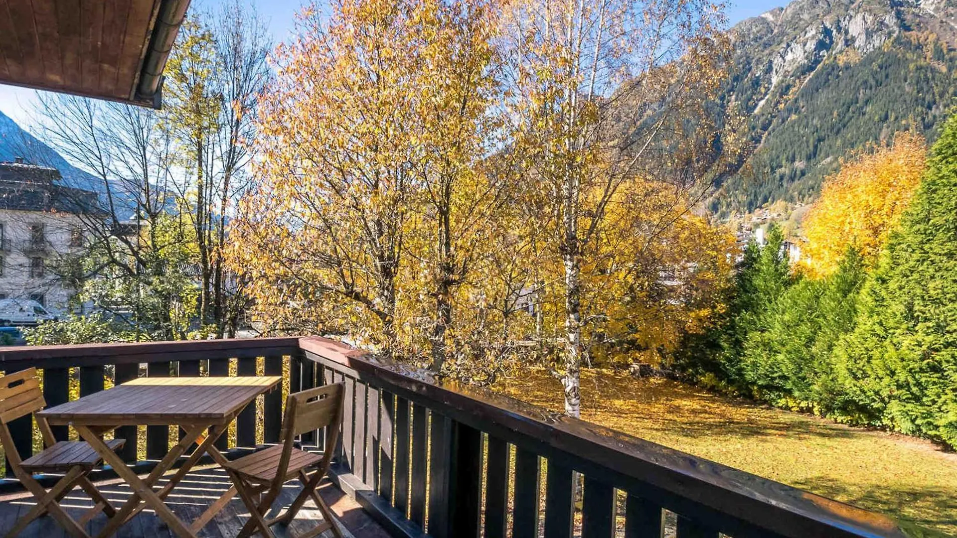 Apartment Chaleureux Appart 4 Pers Avec Terrasse Et Wifi, Chamonix Centre - Fr-1-343-222 France