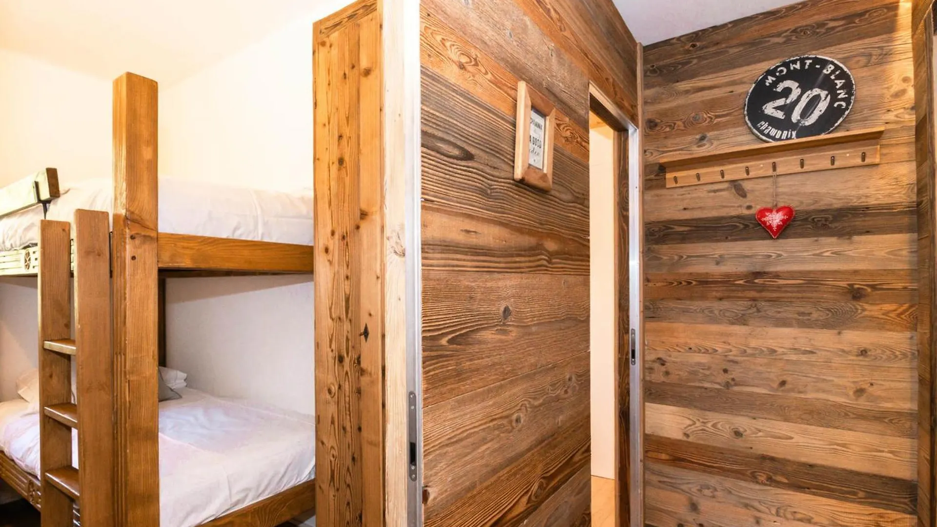 Chaleureux Appart 4 Pers Avec Terrasse Et Wifi, Chamonix Centre - Fr-1-343-222